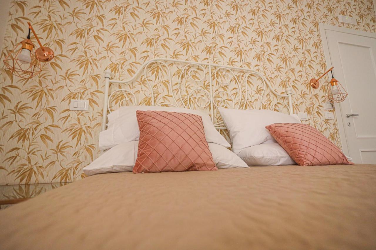 B&B La Fenice Suite Salerno Zewnętrze zdjęcie