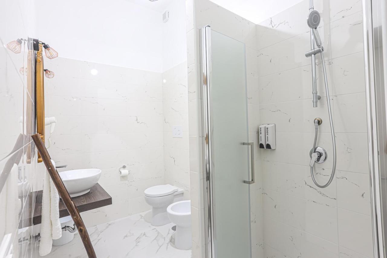B&B La Fenice Suite Salerno Zewnętrze zdjęcie