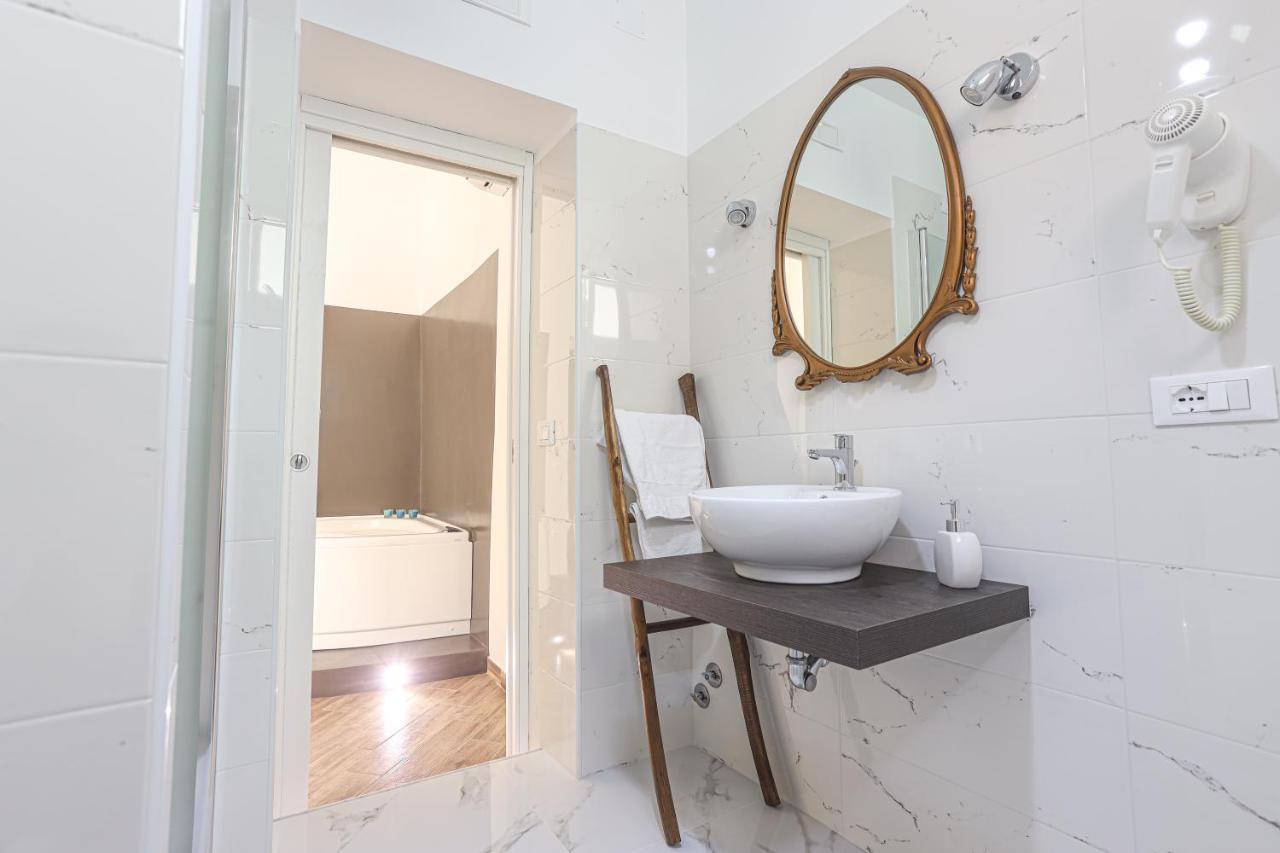 B&B La Fenice Suite Salerno Zewnętrze zdjęcie