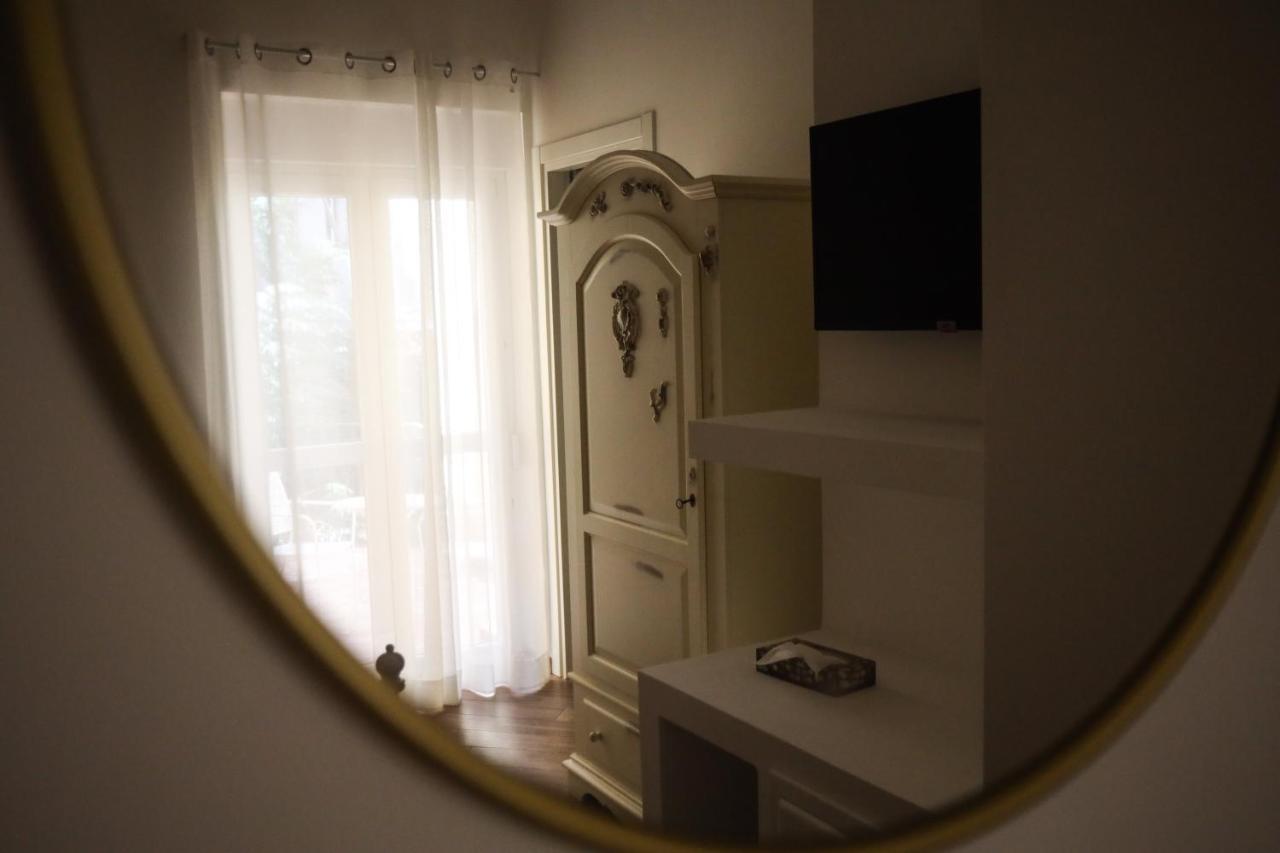 B&B La Fenice Suite Salerno Zewnętrze zdjęcie